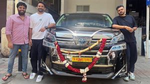 ಡಾಕ್ಟ್ರು ಜೊತೆ ಆಕ್ಟ್ರು ಮದುವೆ ಫಿಕ್ಸ್: ಡಾಲಿ ಬಳಿಯಿದೆ ದುಬಾರಿ ಟೊಯೊಟಾ ಕಾರು.. 50 ಸಾವಿರದ ಎಕ್ಸ್ಎಲ್!
