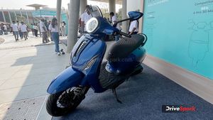 Bajaj: ಅಗ್ಗದ ಬೆಲೆಯ ಹೊಸ ಬಜಾಜ್ ಚೇತಕ್ 3503 ಇ-ಸ್ಕೂಟರ್ ಕುರಿತ ಪ್ರಮುಖಾಂಶಗಳಿವು.. ಯಾರು ಹೇಳಲ್ಲ!