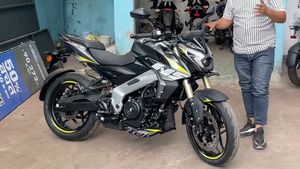 ಡೀಲರ್‌ಶಿಪ್‌ಗೆ ಬಂದೇ ಬಿಡ್ತು ಹೊಸ 'Bajaj Pulsar' ಬೈಕ್.. ಶೀಘ್ರ  ಬಿಡುಗಡೆ.. ಬೆಲೆ ಇಷ್ಟೇನಾ?