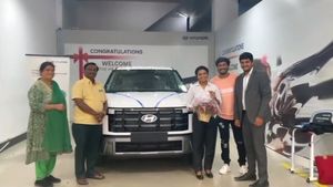 21 Km ಮೈಲೇಜ್, 5-ಸೀಟರ್.. Hyundai SUVಗೆ ಮುಗಿಬಿದ್ದ ಗ್ರಾಹಕರು.. ರೆಕಾರ್ಡ್ ಸಂಖ್ಯೆಯಲ್ಲಿ ಮಾರಾಟ, ಕಾರಣವೇನು?