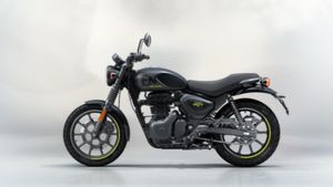 Royal Enfield: ಹೊಸ ಬಣ್ಣದೊಂದಿಗೆ ರಾಯಲ್ ಎನ್‌ಫೀಲ್ಡ್ ಹಂಟರ್ 350 ಬೈಕ್‌ ಬಿಡುಗಡೆ.. ಬೆಲೆ ಎಷ್ಟು, ವಿಶೇಷತೆಗಳೇನು?