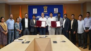 ಸರ್ಕಾರದಿಂದಲೆ ಬೇಡಿಕೆ ಪಡೆದುಕೊಂಡ ದೇಶದ ಮೊದಲ ಇವಿ ಕಂಪನಿ: ಹೂಡಿಕೆಗೆ ಸಿದ್ಧ, ಪಕ್ಕಾ ಬೆಂಬಲ! 
