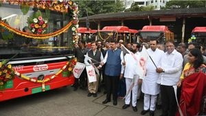 ಮುಂಬೈನಲ್ಲಿ ಎರಡನೇ ಅತಿದೊಡ್ಡ 12 ಮೀಟರ್ ಎಲೆಕ್ಟ್ರಿಕ್ ಬಸ್ಸುಗಳು ಸಾರ್ವಜನಿಕ ಸೇವೆಗೆ ಸಜ್ಜು
