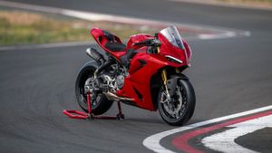 Ducati: ಕಾರನ್ನು ಮೀರಿಸುವ ಫೀಚರ್ಸ್.. ಹೊಸ ಡುಕಾಟಿ ಪ್ಯಾನಿಗೇಲ್ ವಿ2 ಬೈಕ್ ಬಿಡುಗಡೆ, ಬೆಲೆ ಎಷ್ಟು, ವಿಶೇಷತೆಗಳೇನು?
