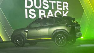 Renault Duster: ಹೊಸ ರೆನಾಲ್ಟ್ ಡಸ್ಟರ್  ಪರಿಚಯ.. ಪ್ರತಿಸ್ಪರ್ಧಿಗಳಿಗೆ ನಡುಕ.. ಕಾರು ಮಾರುಕಟ್ಟೆ ಶೇಕ್!