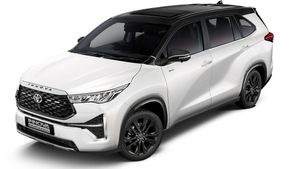 Toyota: ಇದು ಮಾರುತಿ ಕಾರಲ್ಲ.. 8-ಸೀಟರ್.. ಈ ಆನೆ ಗಾತ್ರದ ಟೊಯೊಟಾ ಕಾರಿಗಾಗಿ ಶೋರೂಂ ಎಡತಾಕಿದ ಗ್ರಾಹಕರು!