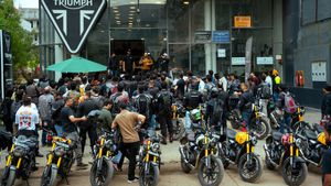 Triumph: ಕಮ್ಮಿ ಬೆಲೆಗೆ ಅಂತರಾಷ್ಟ್ರೀಯ ಬೈಕ್: ಫುಲ್ ಡಿಮ್ಯಾಂಡ್, 1 ಲಕ್ಷ ಬೈಕ್‌ಗಳು ಮಾರಾಟ