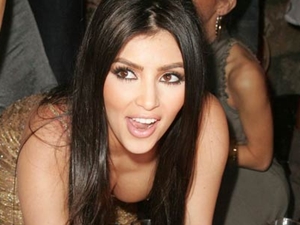 Kim Kardashian bought New 2013 Mercedes G63 Kim Kardashian bought New 2013 Mercedes G63