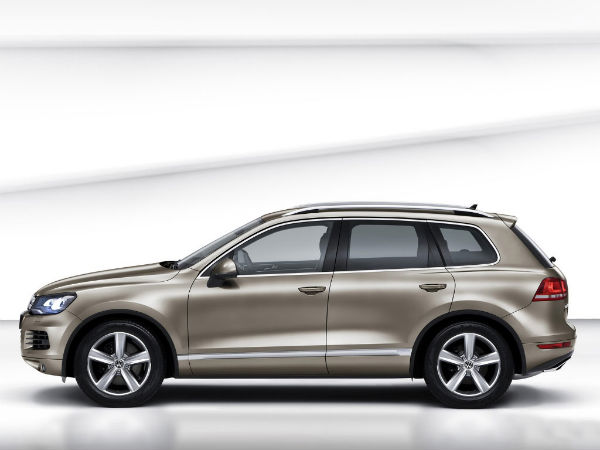 ಎದುರಾಳಿ ಯಾರು?