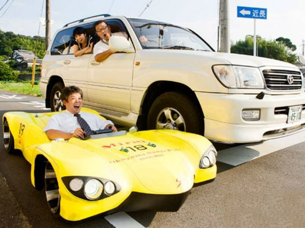 ಜಗತ್ತಿನ ಅತಿ ಚಿಕ್ಕ ಸಂಚಾರ ಯೋಗ್ಯ ಕಾರು 