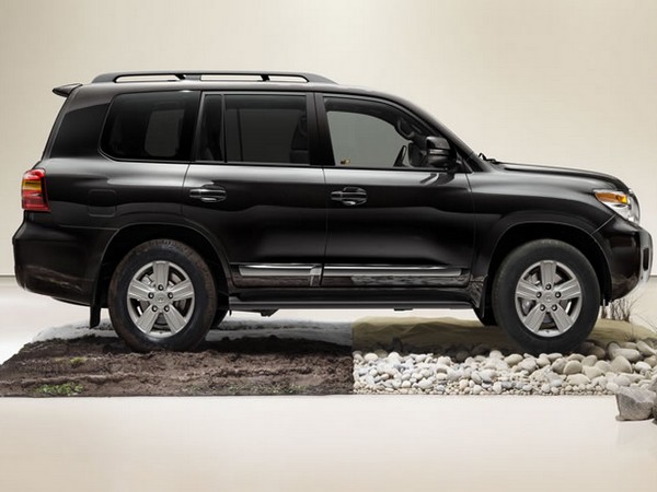 ಜಯಲಲಿತಾ ಲ್ಯಾಂಡ್ ಕ್ರೂಸರ್ ಪಯಣ