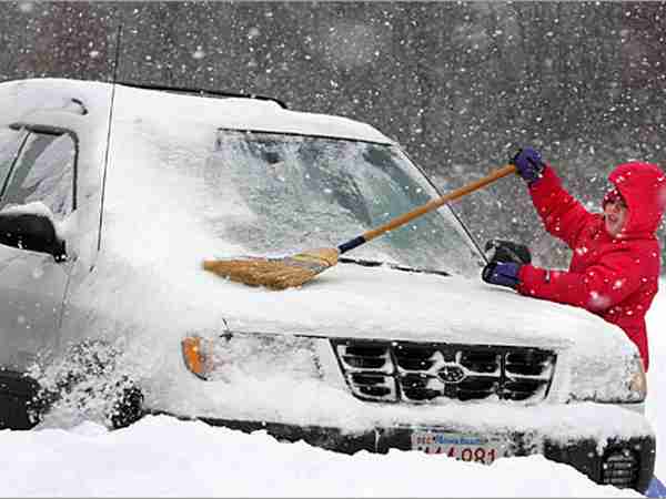ವಿಂಡ್ ಶೀಲ್ಡ್ ವೈಪರ್ ಹಾಗೂ ವಾಶರ್ ಫ್ಯೂಯಡ್