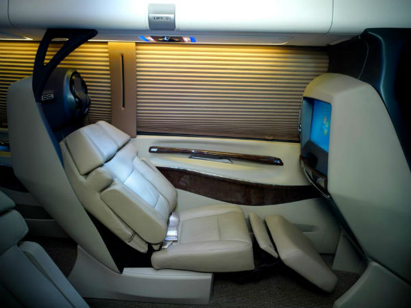 ಸೂಪರ್ ಲಗ್ಷುರಿ ಬಸ್