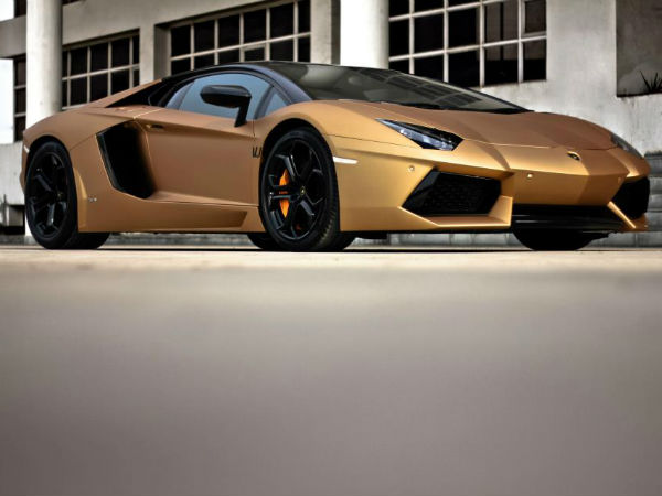 DC Lamborghini Aventador