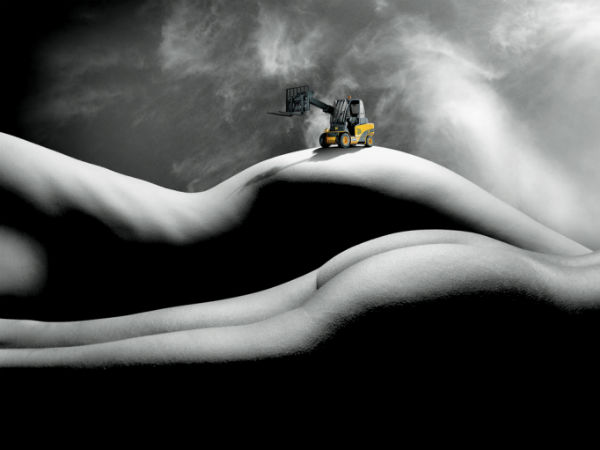 ಜೆಸಿಬಿ ಕ್ಯಾಲೆಂಡರ್