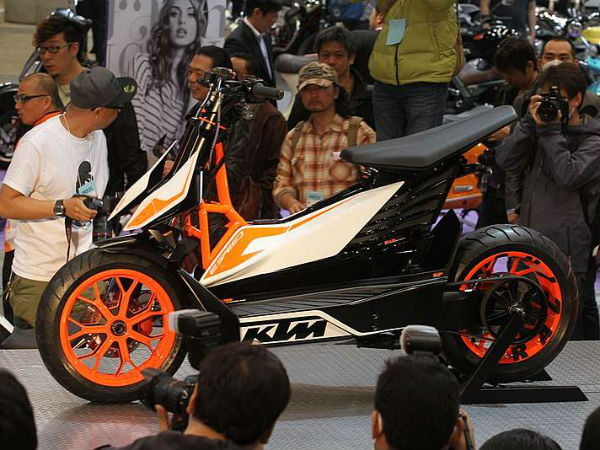 KTM E-Speed Electric Scooter Concept 