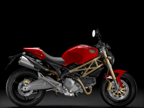 2013 ಡುಕಾಟಿ ಮೊನಸ್ಟರ್ 696