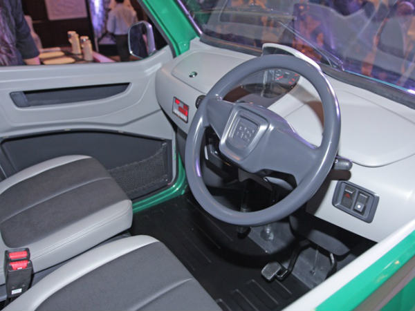 ಬಜಾಜ್ ಆರ್‌ಇ60