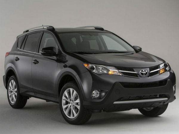 4. ಟೊಯೊಟಾ ಆರ್‌ಎವಿ4 (Toyota RAV4)