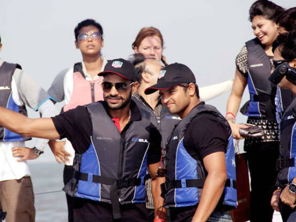 ಗಮನ ಸೆಳೆದ ರೈನಾ, ಧವನ್ ಬೋಟ್ ರೇಸಿಂಗ್‌ 