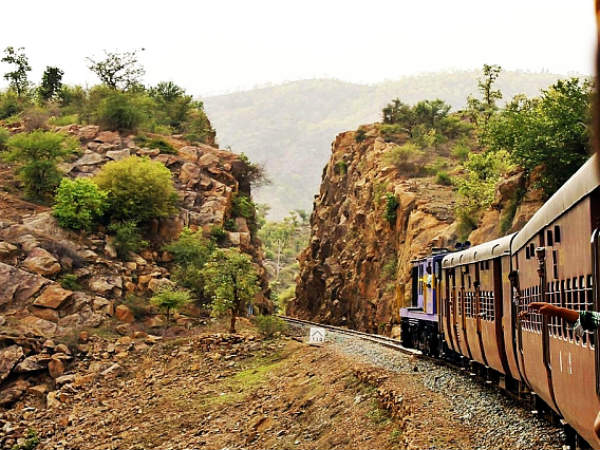 ಅರವಳಿ ರೈಲ್ವೇ ಮಾರ್ಗ