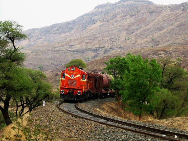 ಪುಣೆ-ಸತಾರಾ ರೈಲ್ವೇ ಮಾರ್ಗ