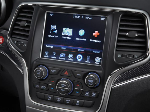 ನೂತನ ಜೀಪ್ ಗ್ರಾಂಡ್ ಕೆರೊಕೆ