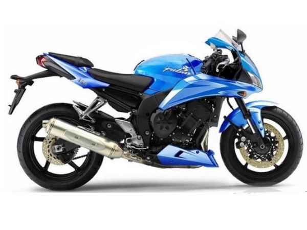 Bajaj Pulsar 390 Scoop Images