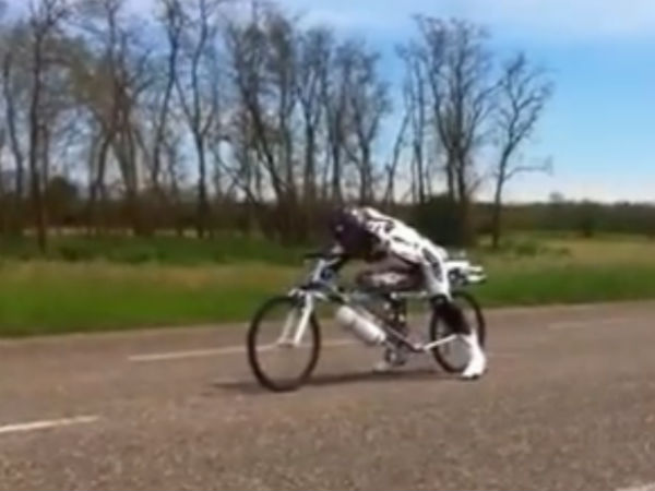 Rocket Powered Cyclist Sets Speed Record At 263kmh