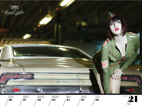 ಗರ್ಲ್ಸ್ ಆಂಡ್ ಲೆಜೆಂಡರಿ ಯುಎಸ್ ಕಾರು