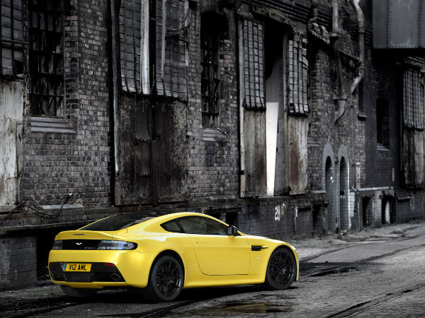 Aston Martin V12 Vantage S