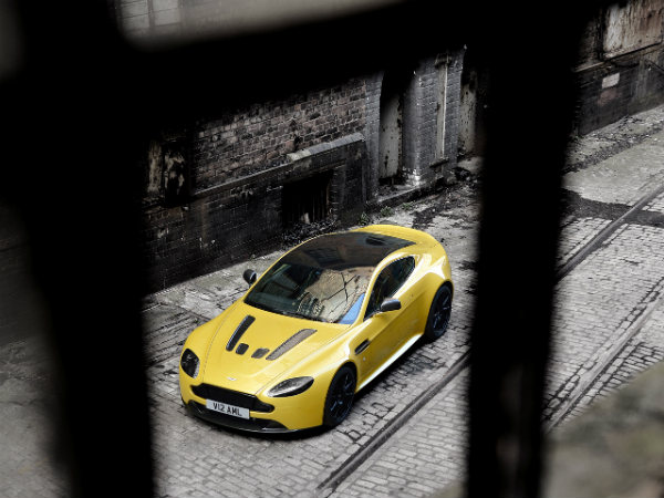 Aston Martin V12 Vantage S