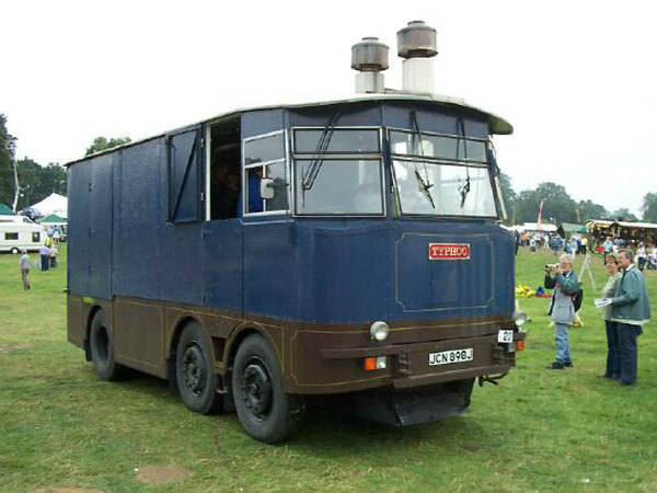 ನೀವು ಕಂಡಿರದ ಹಳೇಕಾಲದ ಸ್ಟೀಮ್ ಬಸ್ ಹಾಗೂ ಟ್ರಕ್‌ಗಳು!