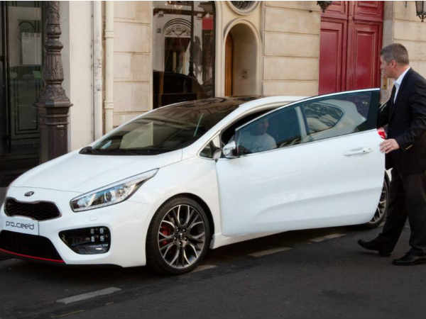 ಫ್ರೆಂಚ್ ಚಾಂಪಿಯನ್‌ ನಡಾಲ್‌ಗೆ ಕಿಯಾ ಕಾರು ಉಡುಗೊರೆ