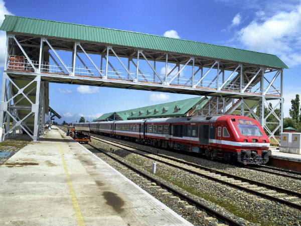 ಕಾಶ್ಮೀರದಲ್ಲಿ ದೇಶದ ಅತಿ ಉದ್ದದ ರೈಲ್ವೇ ಸುರಂಗ ಮಾರ್ಗ
