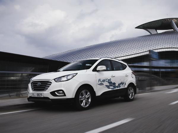 ಹ್ಯುಂಡೈನಿಂದ ಜಗತ್ತಿನ ಮೊದಲ ಹೈಡ್ರೋಜನ್ ಕಾರು 