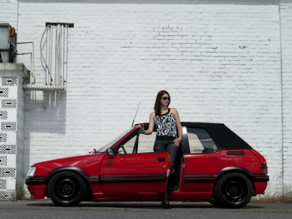 ಬ್ಯಾಕ್ ಸೀಟ್ 