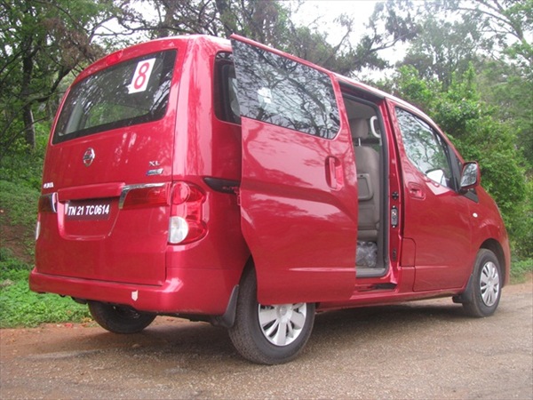 nissan evalia