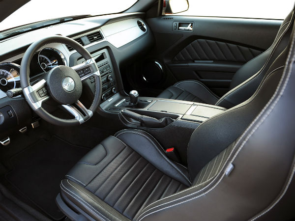 ಕ್ಲಾಸ್ ಇಂಟಿರಿಯರ್