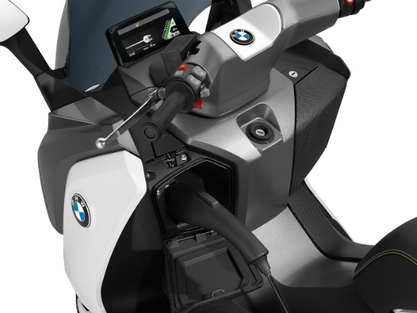 ಬಿಎಂಡಬ್ಲ್ಯು ಸಿ ಇವೊಲ್ಯೂಷನ್ ಎಲೆಕ್ಟ್ರಿಕ್ ಸ್ಕೂಟರ್