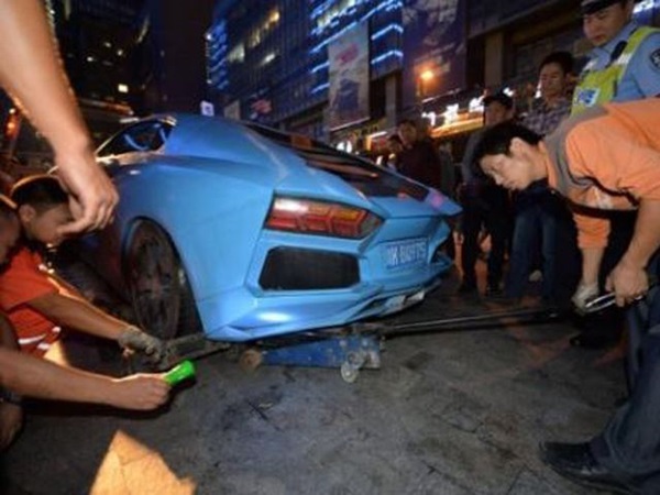 ಚೀನಾದಲ್ಲಿ ನಕಲಿ ಲಂಬೊರ್ಗಿನಿ ಮಾರಾಟಕ್ಕೆ ಯತ್ನ