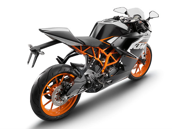 2014 ಕೆಟಿಎಂ ಆರ್‌ಸಿ 200 ಮತ್ತು ಆರ್‌ಸಿ 125