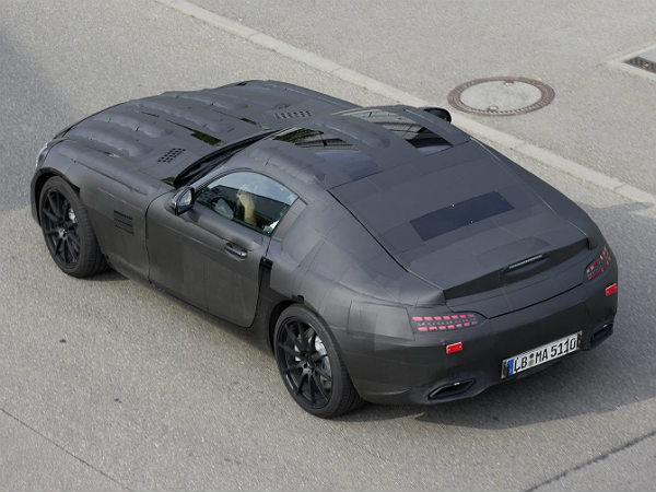 Mercedes Benz SLS AMG