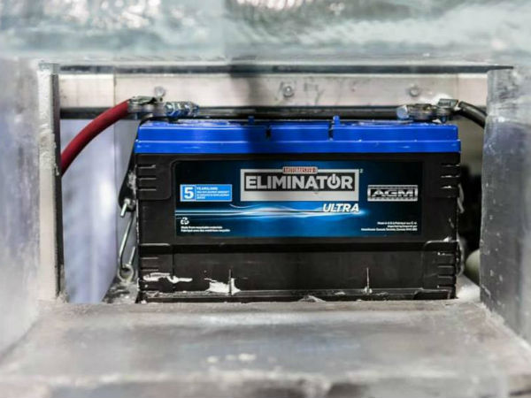 5 ಟನ್ ಮಂಜುಗಡ್ಡೆಯಿಂದ ತಯಾರಿಸಿದ ಐಸ್ ಟ್ರಕ್ಕಿದ್ದು!