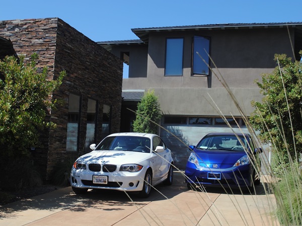 ಮುಂಬೈಗರೇ ಎರಡನೇ ಕಾರು ಕೊಳ್ಳುವ ಆಸೆ ಬಿಟ್ಟುಬಿಡಿ!