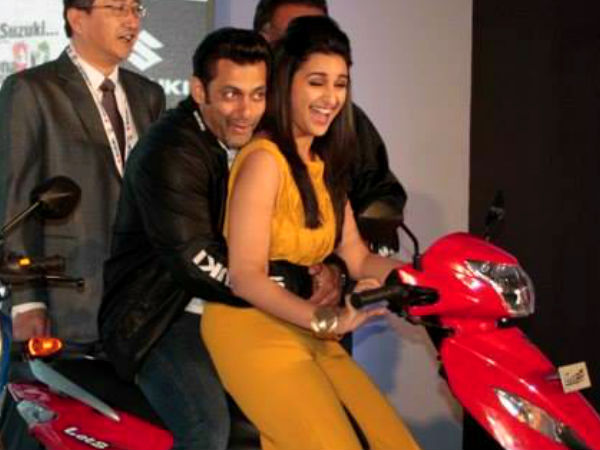 ಸುಜುಕಿ ವೇದಿಕೆಯಲ್ಲಿ ಸಲ್ಲು ಸಲ್ಲಾಪ