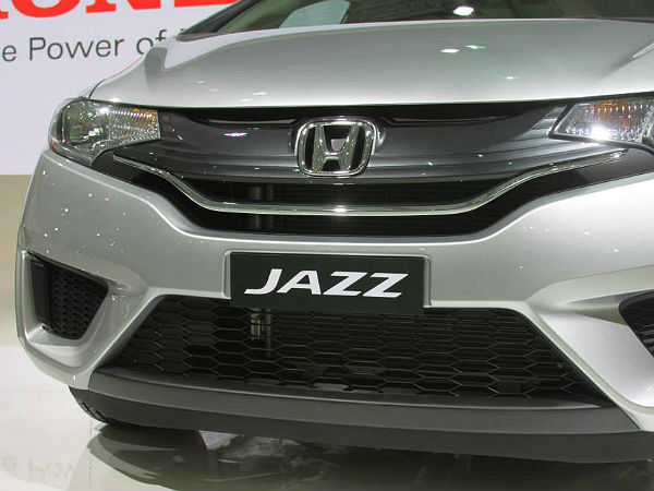 ಎಲ್ಲರ ಚಿತ್ತ ಜಾಝ್ನತ್ತ; ಮತ್ಯಾಕೆ ತಡ ನೋಡೇ ಬಿಡಿ! ಎಲ್ಲರ ಚಿತ್ತ ಜಾಝ್ನತ್ತ; ಮತ್ಯಾಕೆ ತಡ ನೋಡೇ ಬಿಡಿ!