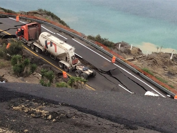 ಮೆಕ್ಸಿಕೊದಲ್ಲಿ ಭೂಕಂಪ ಸೃಷ್ಟಿಸಿದ ಅವಾಂತರವಿದು!