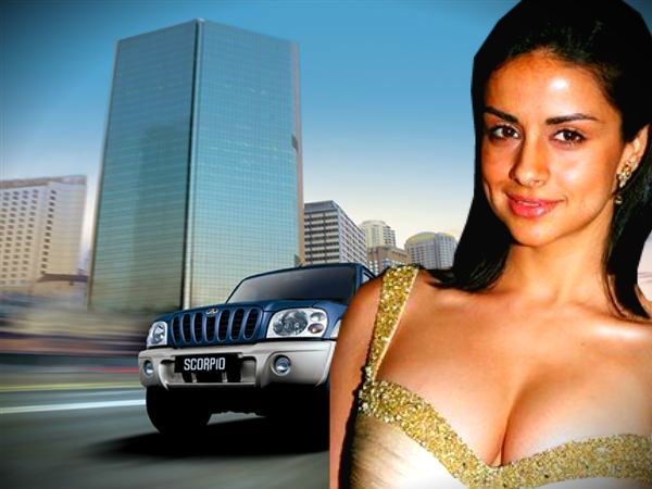 ಕಸ್ಟಮೈಸ್ಡ್ ಸ್ಕಾರ್ಪಿಯೊದಲ್ಲಿ ಗುಲ್ ಪನಾಗ್ ಪಯಣ