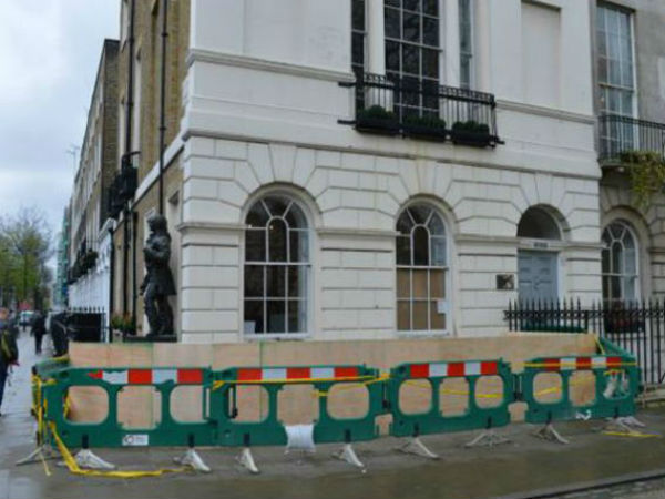 ಲಂಡನ್‌ನಲ್ಲಿ ಉರುಳಿದ 80 ಲಕ್ಷದ ದುಬಾರಿ ರೇಂಜ್ ರೋವರ್